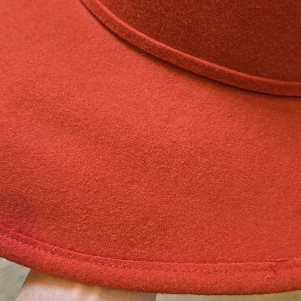 Giovannio Florence New York Burnt Orange Derby Hat - Picture 5 of 8